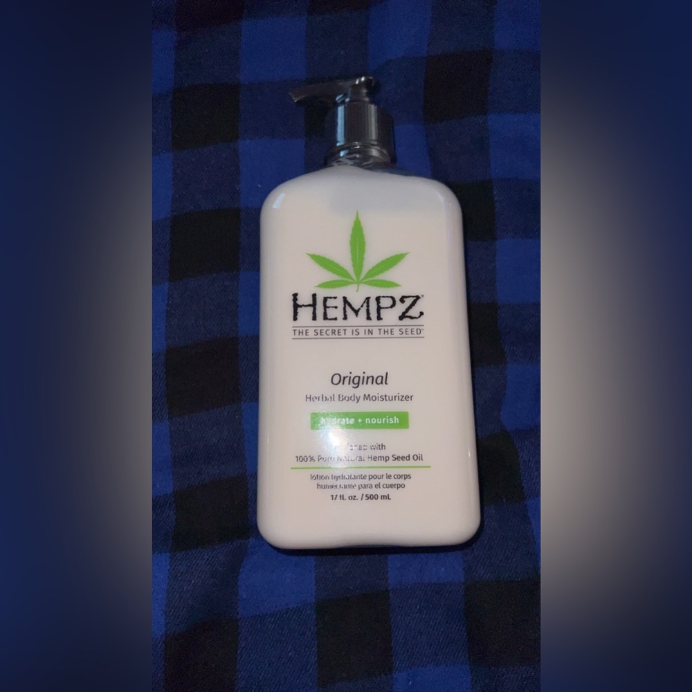 Hempz lotion (Sealed-NEW)